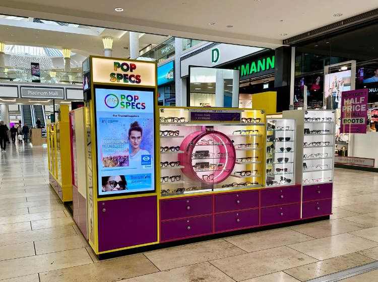 Optical Assistant at Pop Specs