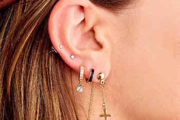 Claires banner 750x560pix