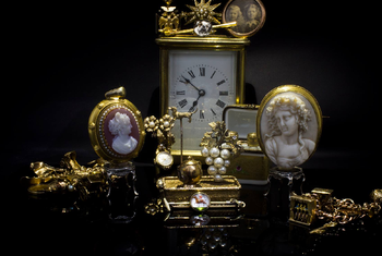 Mulroy antiques banner 750x560 px