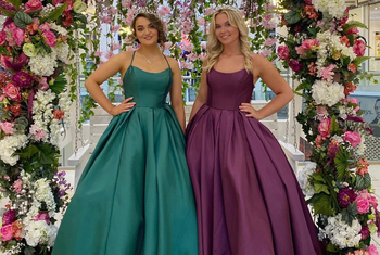 Paris dress house 750 x 560