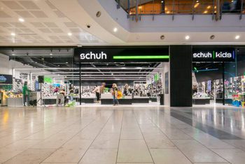 Schuh store banner 768 x 450