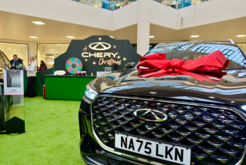 Commercial Chery Christmas Banner
