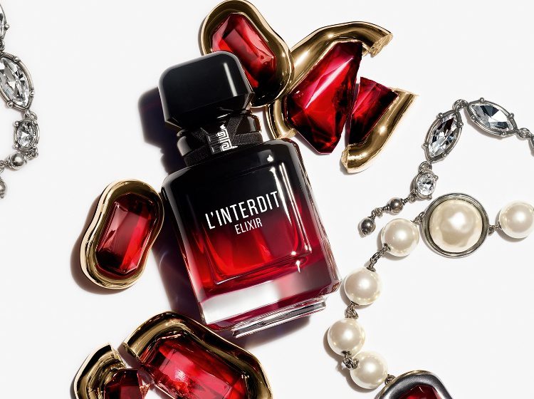 Givenchy L’Interdit Elixir Pop-up in Town Square