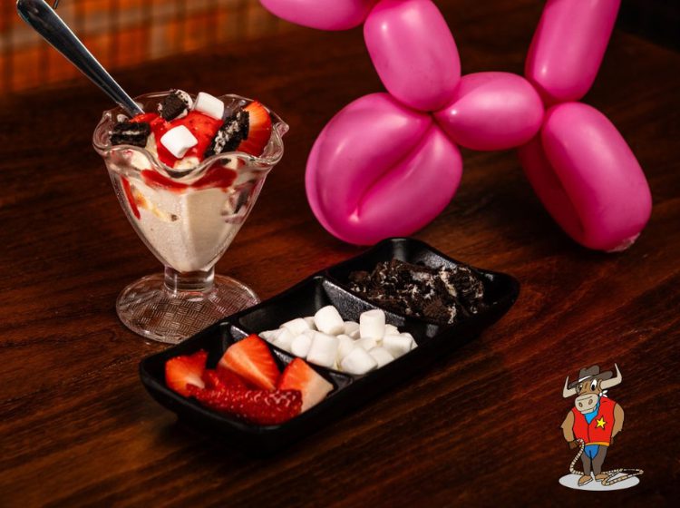 Decorate your own Sundae at TGI Fridays