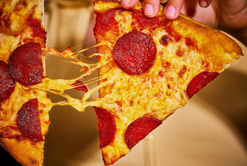 Frankie Bennys Pizza Image