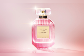 Victorias Secret Campaign 22 Her Signature Gift This Mothers Day EN Image Set 1 750x560