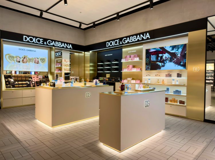 Complimentary Services at Dolce & Gabbana